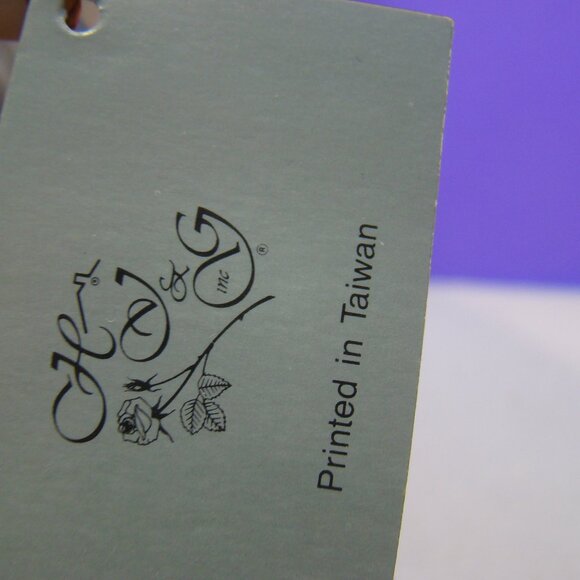 Homco Denim Days 8821 “Helping Mom” with tag Girl helping in Kitchen - Picture 4 of 16